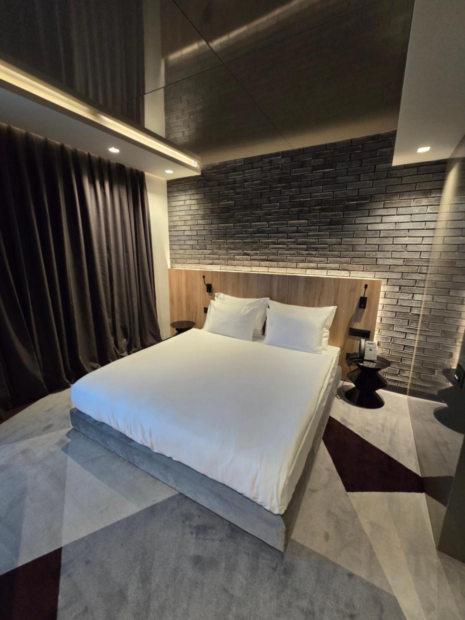 Hotel Vojvoda Putnik Vranje Esterno foto