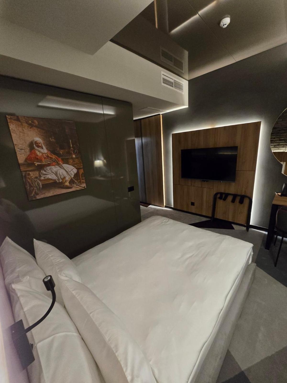 Hotel Vojvoda Putnik Vranje Esterno foto